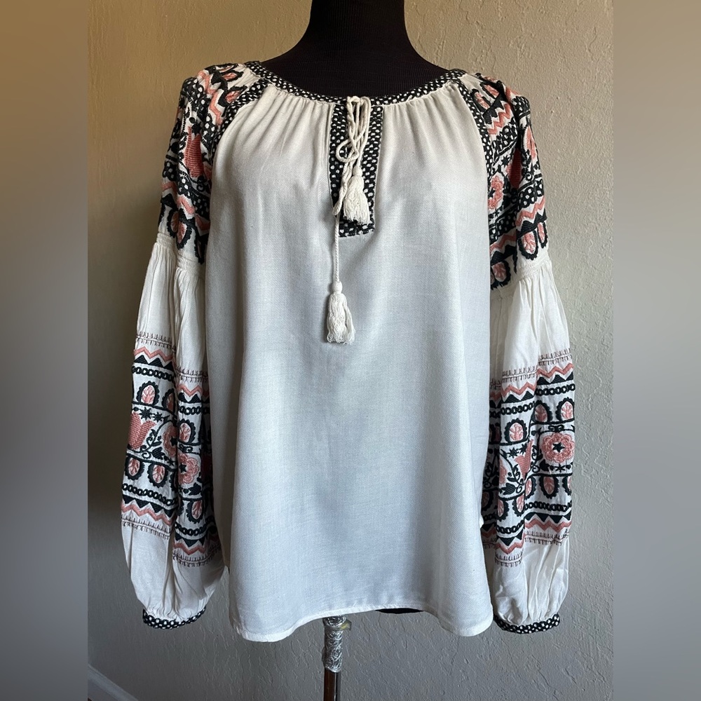 Ecote boho embroidered top